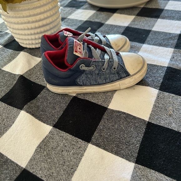 Slip on little boy, converse, size 9 - Picture 1 of 6